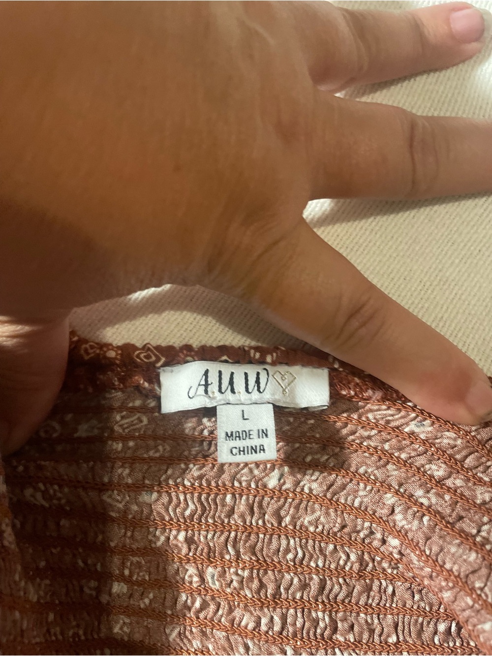 AUW Rust-Patterned Smocked Top - Picture 6 of 9